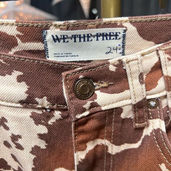 Free People Risk Taker Mid Rise Printed Jeans in Tea Combo-Cow Print - Picture 10 of 10